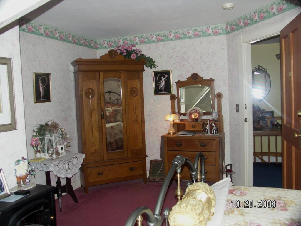 Robin'S Nest Bed & Breakfast San Andreas Habitación foto